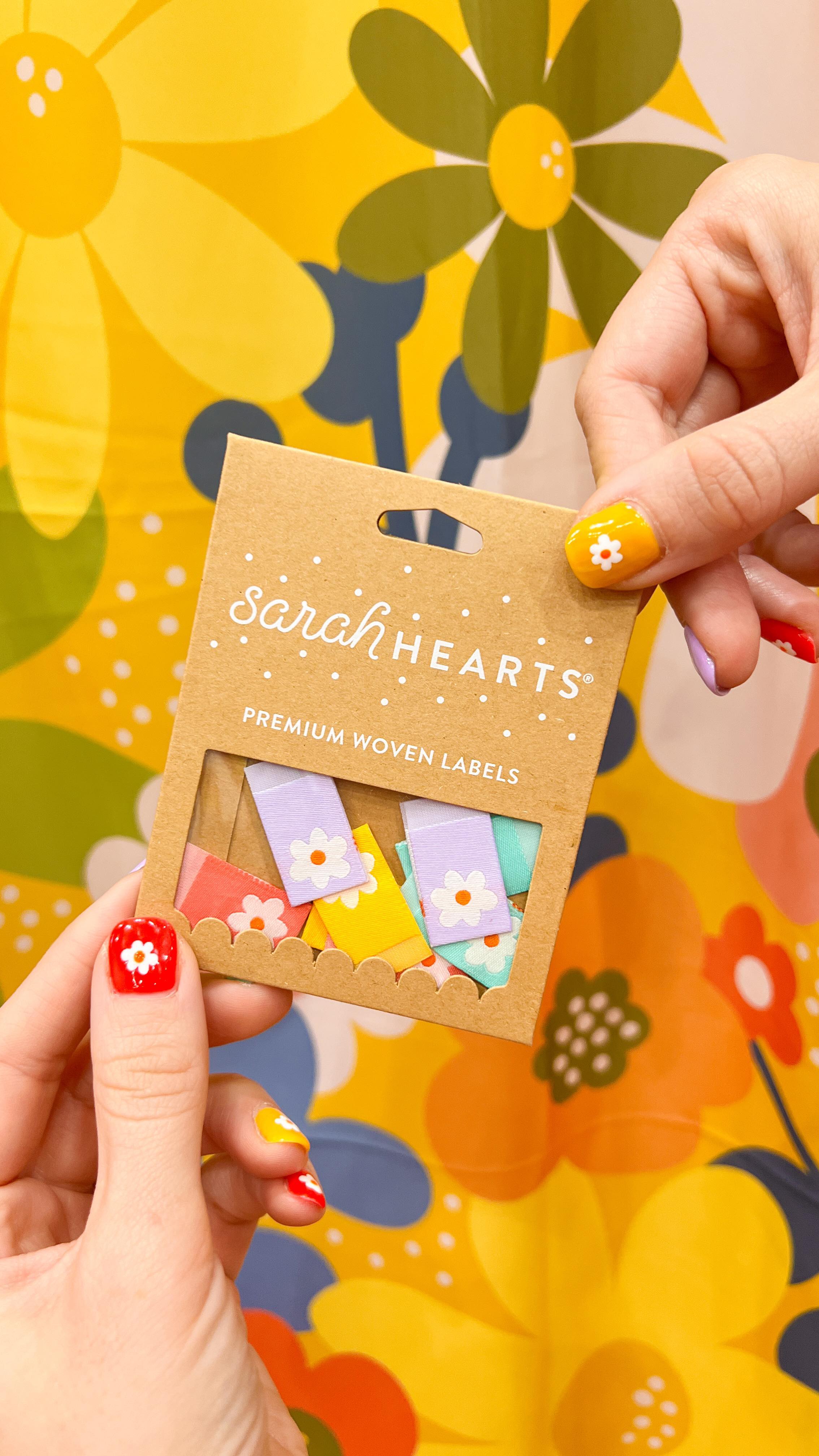 When your nails match your labels š Which label should I do next? š
#sarahheartslabels #sarahhearts #nailart #sewinglabels